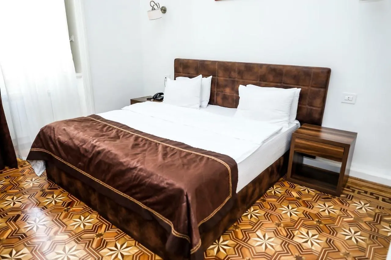 Malakhan Hotel Baku 4*,