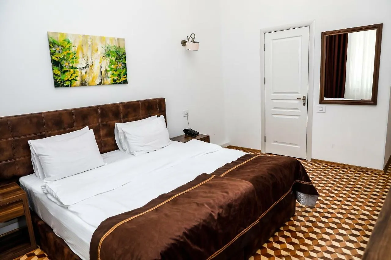 Malakhan Hotel Baku 4*,
